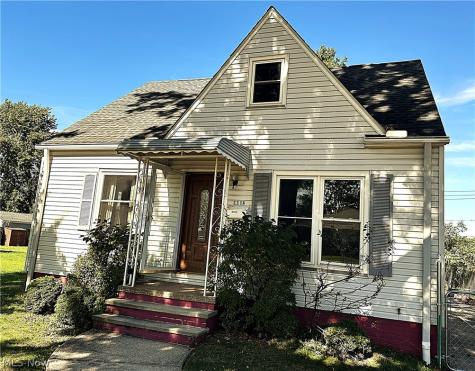 9012 Fernhill Avenue Parma OH 44129