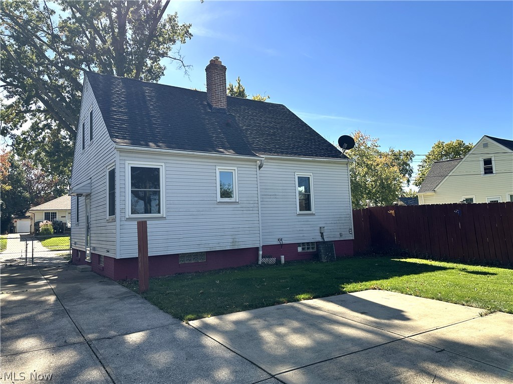 9012 Fernhill Avenue Parma OH 44129