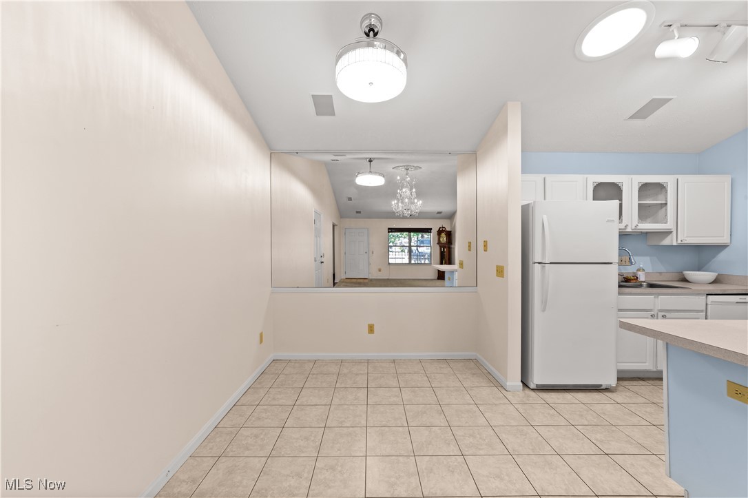 2868 Shakespeare Lane Avon OH 44011