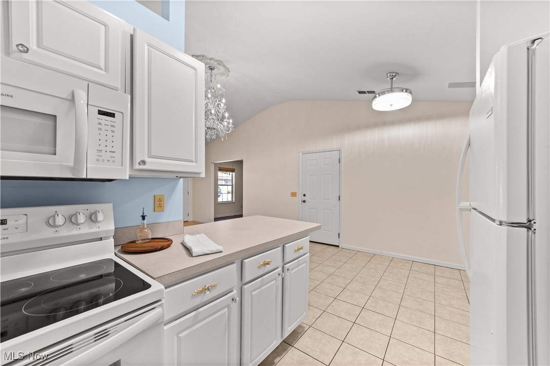 2868 Shakespeare Lane Avon OH 44011