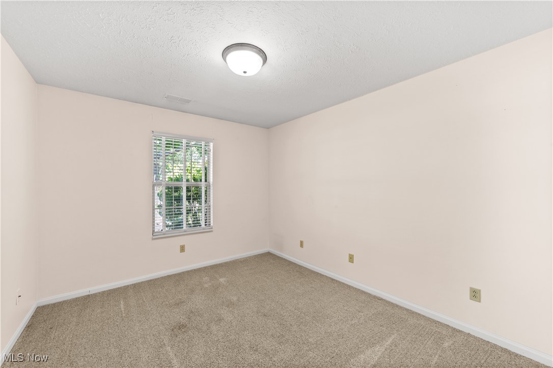 2868 Shakespeare Lane Avon OH 44011