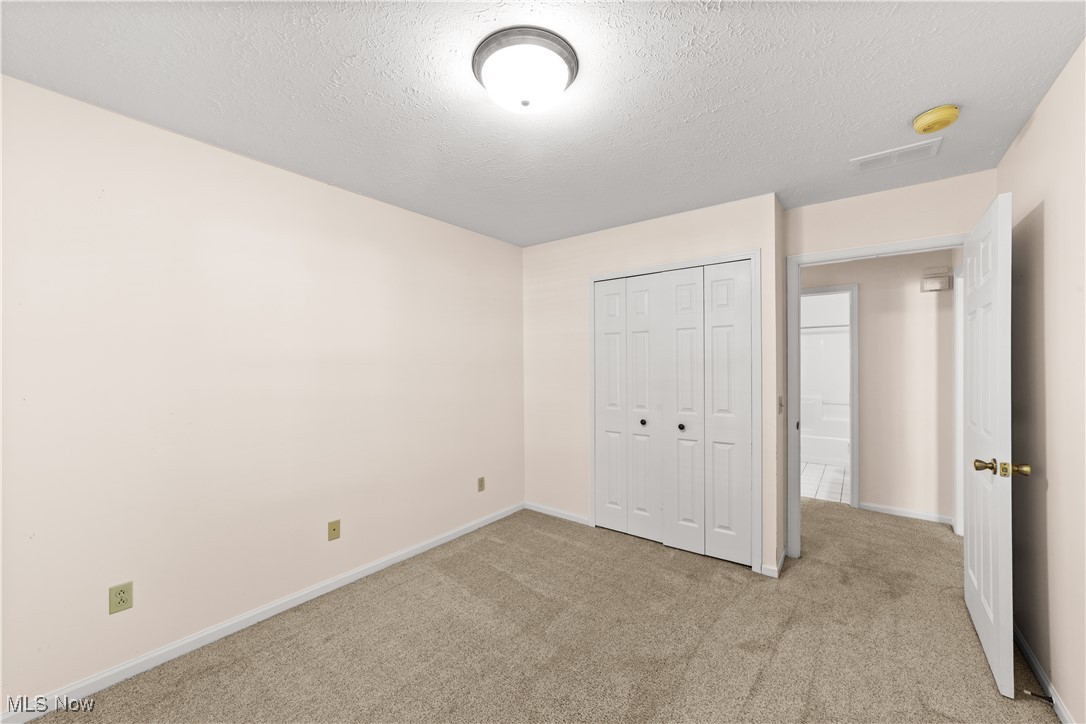 2868 Shakespeare Lane Avon OH 44011