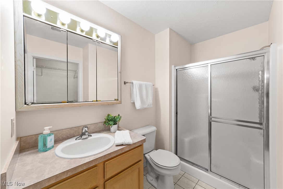2868 Shakespeare Lane Avon OH 44011
