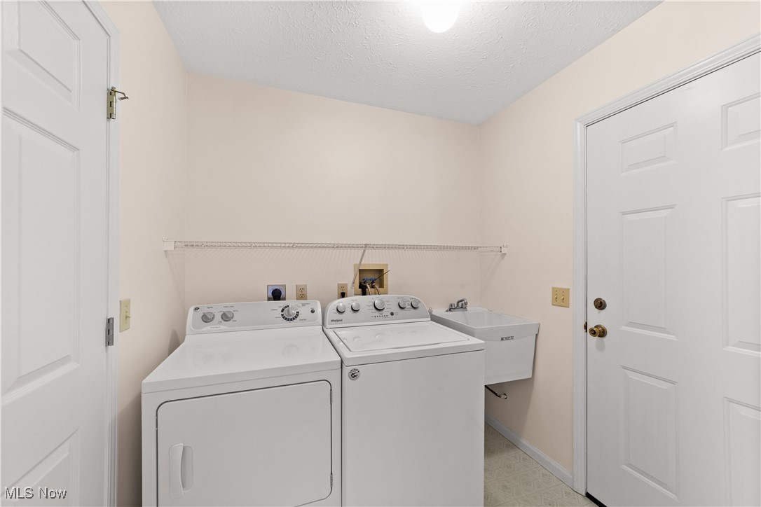 2868 Shakespeare Lane Avon OH 44011