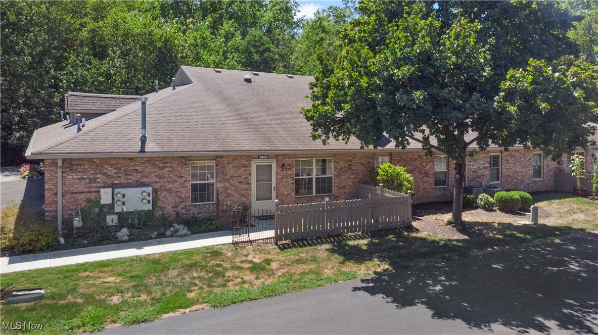 2868 Shakespeare Lane Avon OH 44011