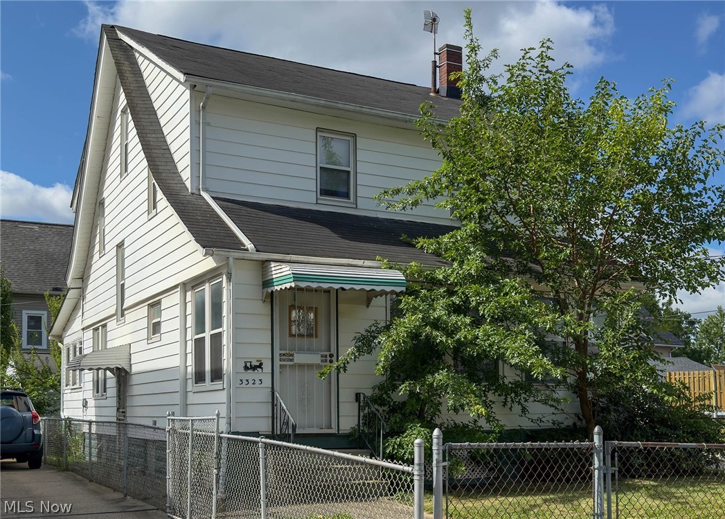 3323 Highview Avenue Cleveland OH 44109