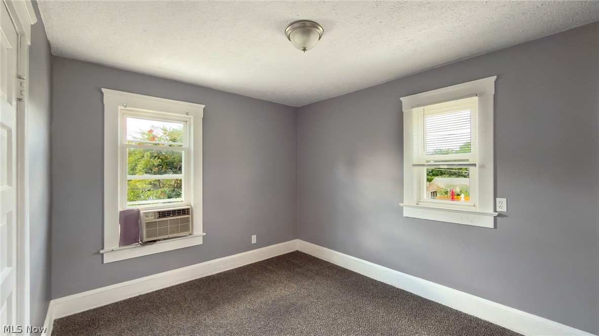 3323 Highview Avenue Cleveland OH 44109