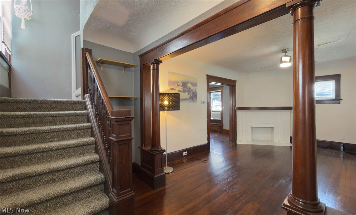 3323 Highview Avenue Cleveland OH 44109