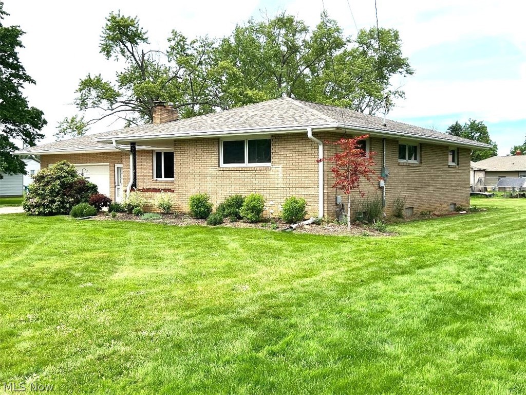 810 Carlton Drive Campbell OH 44405