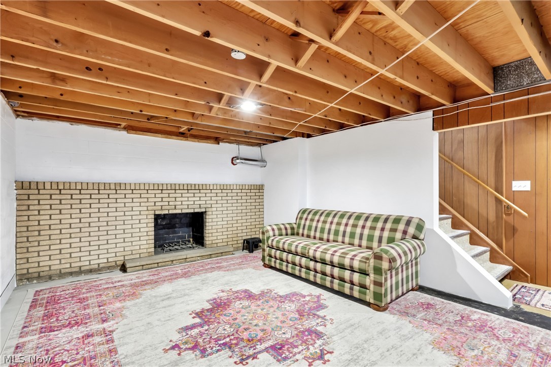 810 Carlton Drive Campbell OH 44405