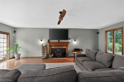 1744 Mattingly Road Hinckley OH 44233