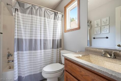 8808 Eastlynn Avenue NW Massillon OH 44646