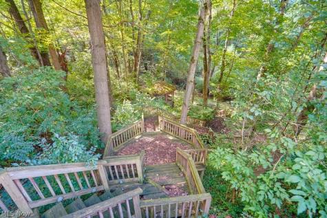 8808 Eastlynn Avenue NW Massillon OH 44646