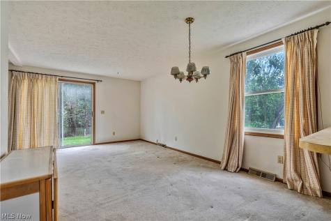 8054 Fox Run Avenue NW North Canton OH 44720