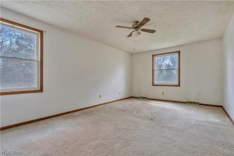 8054 Fox Run Avenue NW North Canton OH 44720