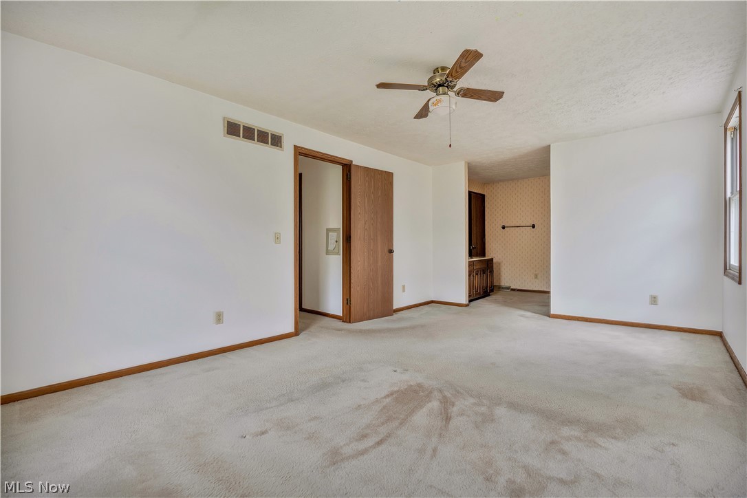 8054 Fox Run Avenue NW North Canton OH 44720