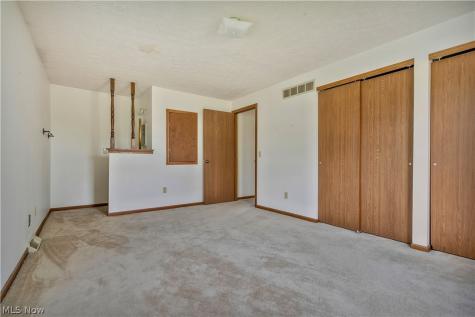 8054 Fox Run Avenue NW North Canton OH 44720