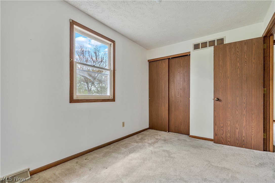 8054 Fox Run Avenue NW North Canton OH 44720