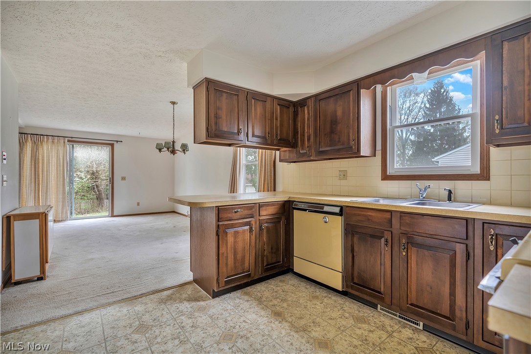 8054 Fox Run Avenue NW North Canton OH 44720