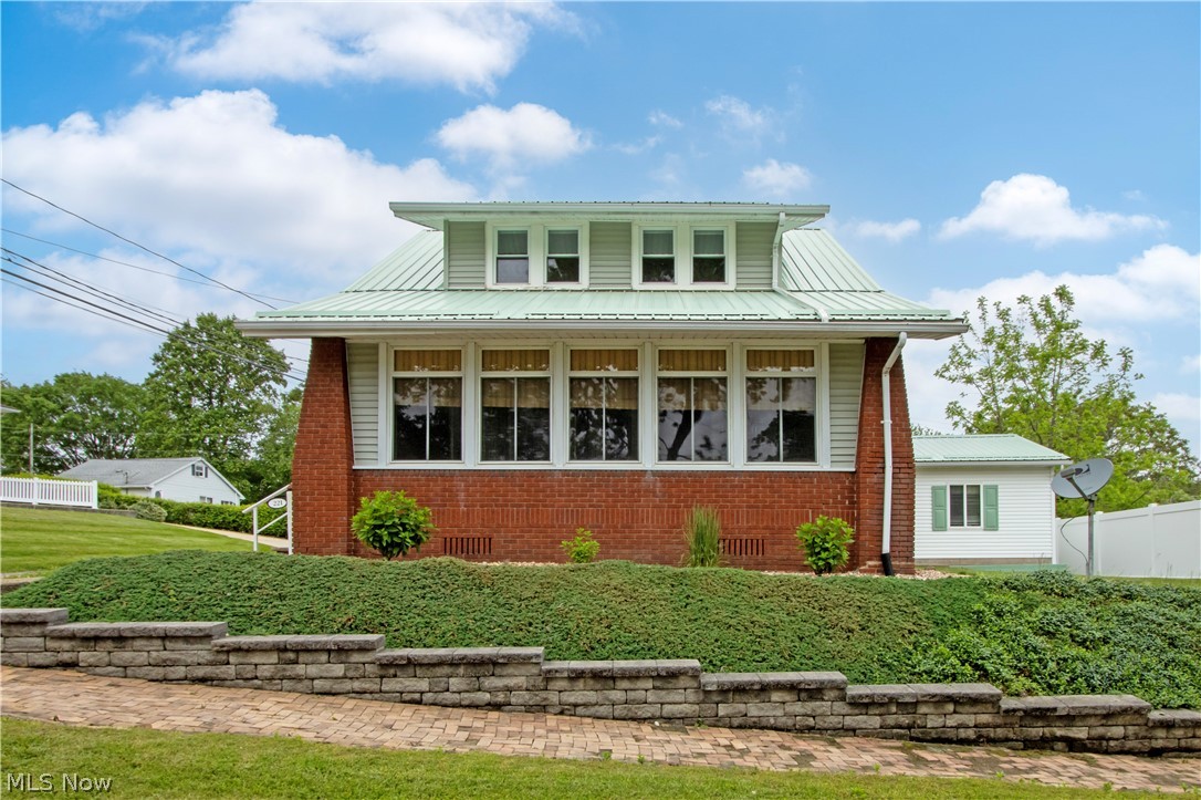 221 Main Street E Beach City OH 44608