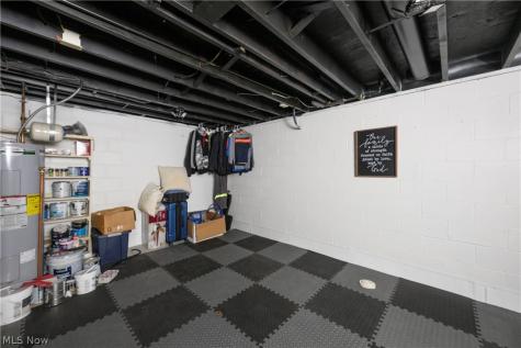 5428 Glenhill Avenue NE Canton OH 44705