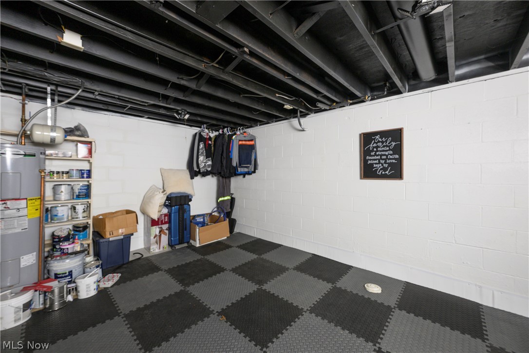 5428 Glenhill Avenue NE Canton OH 44705
