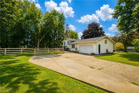 5428 Glenhill Avenue NE Canton OH 44705