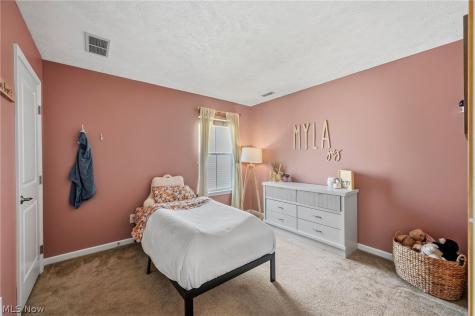 36150 Harbor Drive North Ridgeville OH 44039