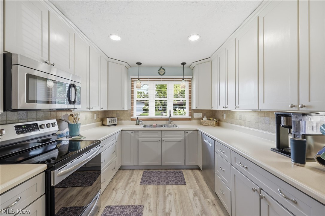 3664 N Delwood Drive Port Clinton OH 43452