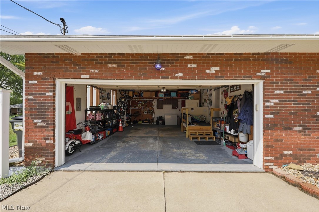 3664 N Delwood Drive Port Clinton OH 43452