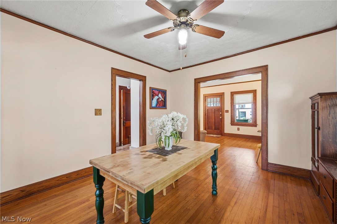 1506 Parkgate Avenue Akron OH 44313
