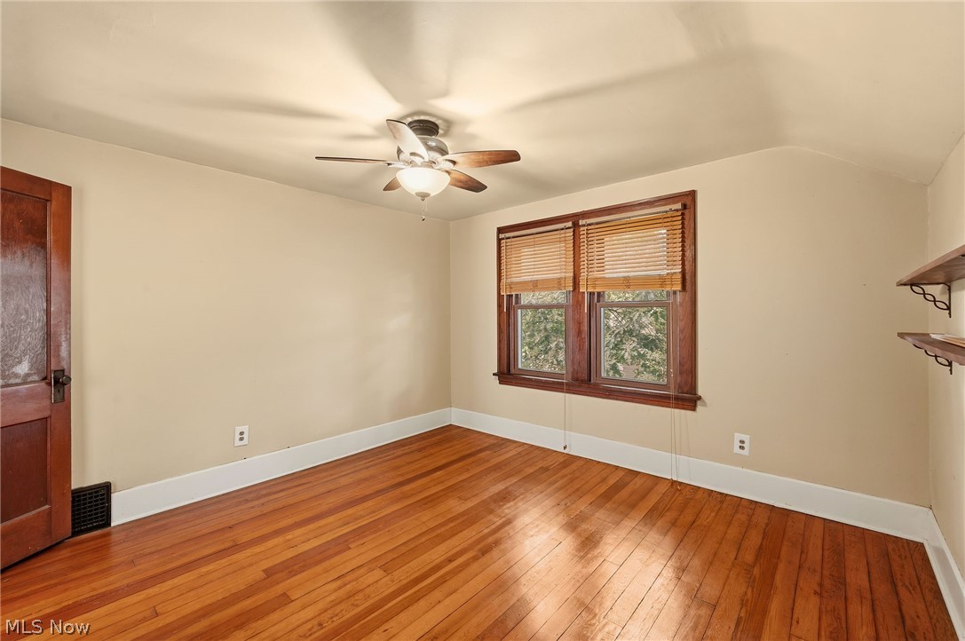 1506 Parkgate Avenue Akron OH 44313