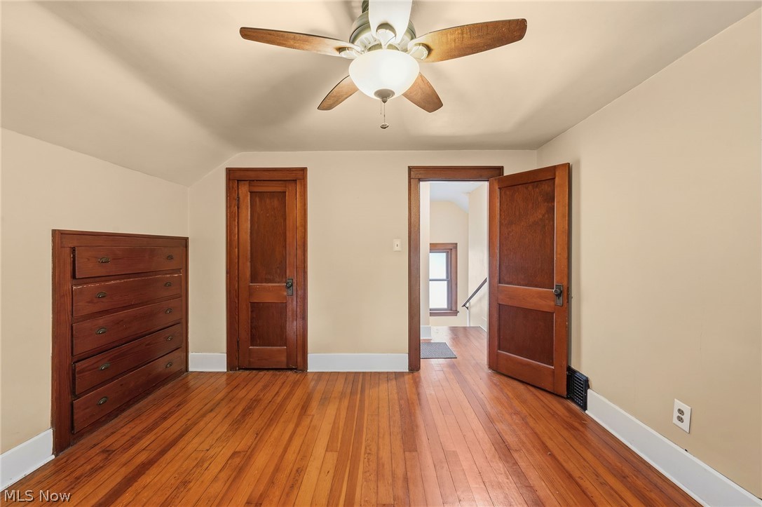 1506 Parkgate Avenue Akron OH 44313