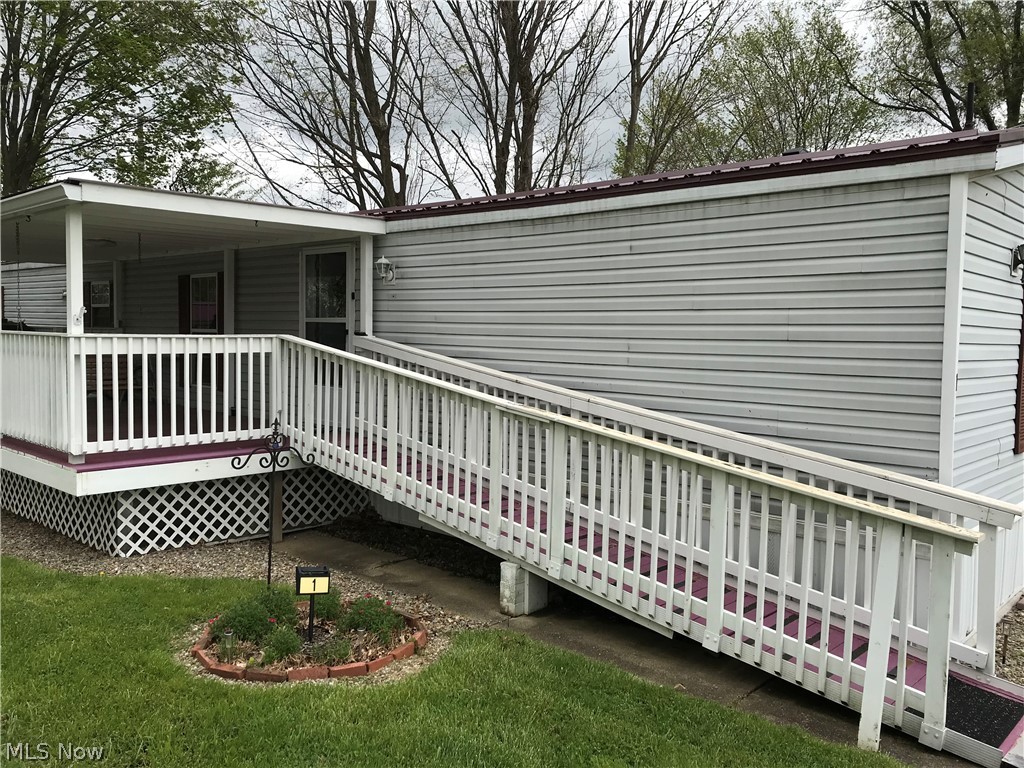 110 NW Lebanon Road Dalton OH 44618