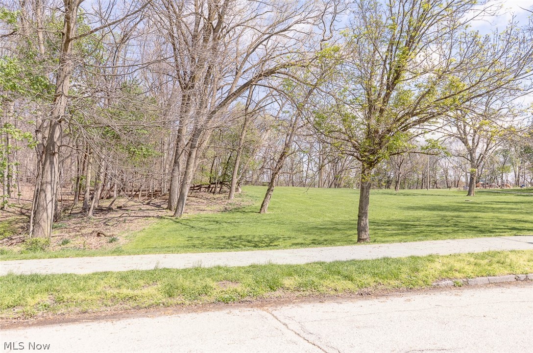 4085 W 58th Street Cleveland OH 44144