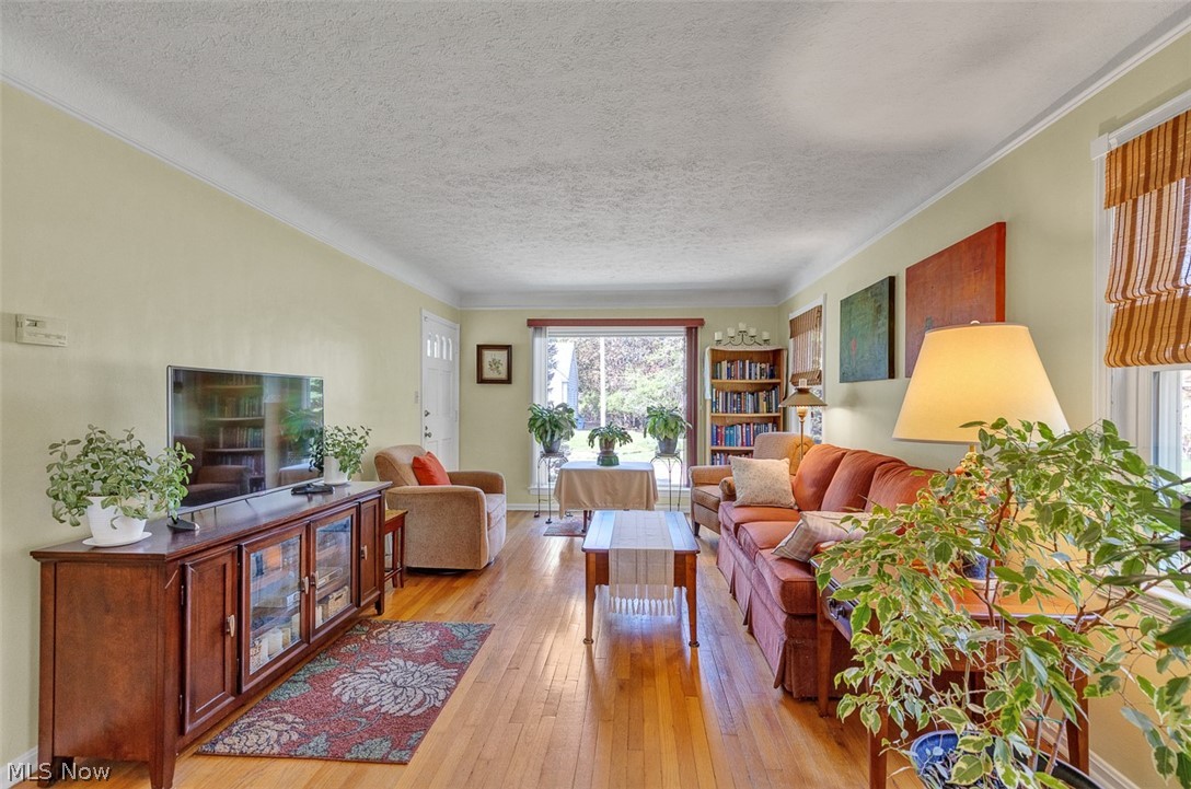 4085 W 58th Street Cleveland OH 44144