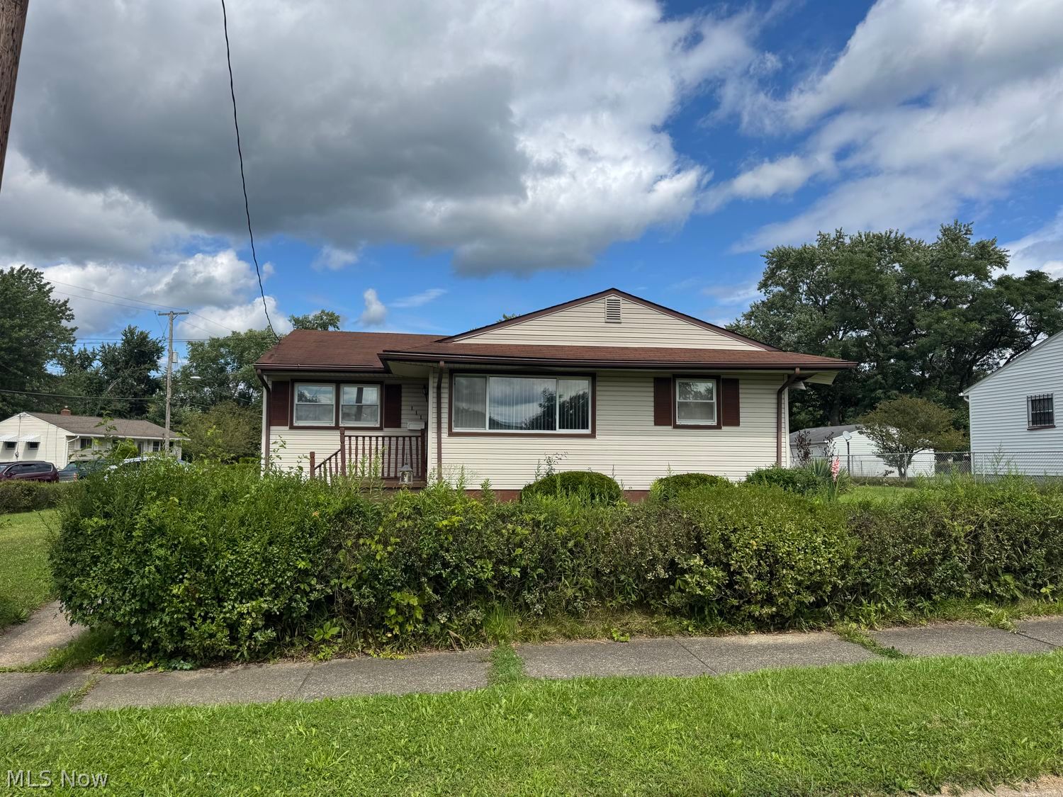 111 Eliot Lane Youngstown OH 44505