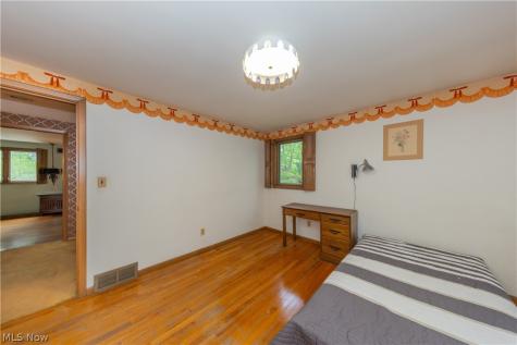 25001 Letchworth Road Beachwood OH 44122
