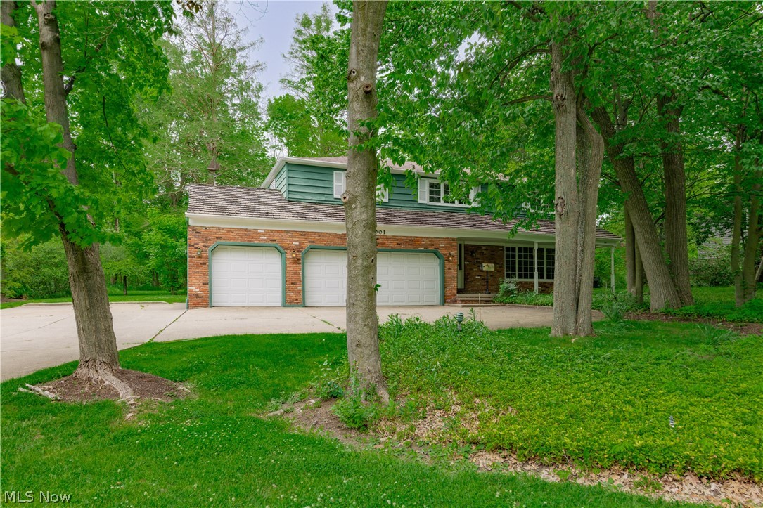 25001 Letchworth Road Beachwood OH 44122