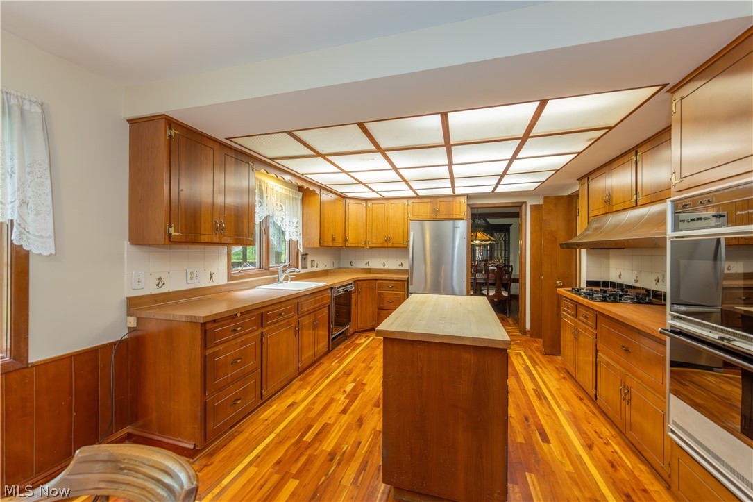 25001 Letchworth Road Beachwood OH 44122