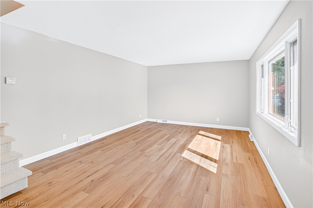 317 E 312th Street Willowick OH 44095