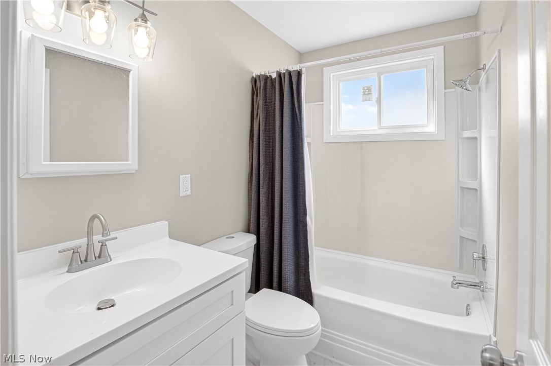 317 E 312th Street Willowick OH 44095