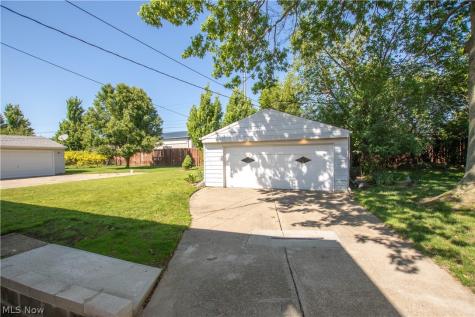 317 E 312th Street Willowick OH 44095