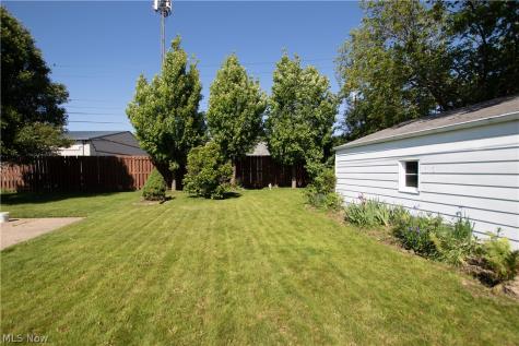 317 E 312th Street Willowick OH 44095