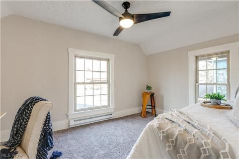 806 23rd St NW Canton OH 44708