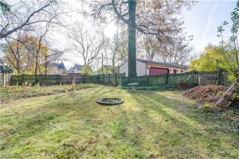 806 23rd St NW Canton OH 44708
