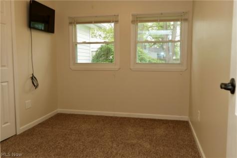 229 Lexington Avenue Elyria OH 44035