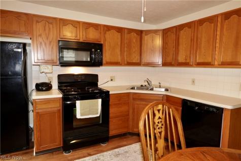 229 Lexington Avenue Elyria OH 44035