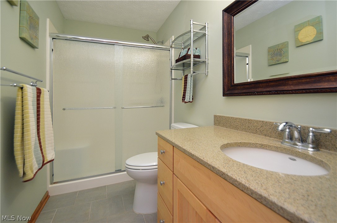 6829 S Camelot Drive Mentor OH 44060