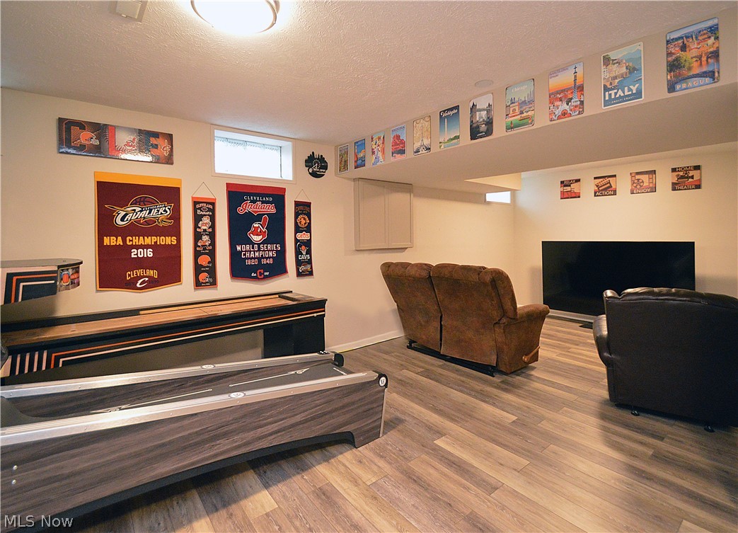 6829 S Camelot Drive Mentor OH 44060